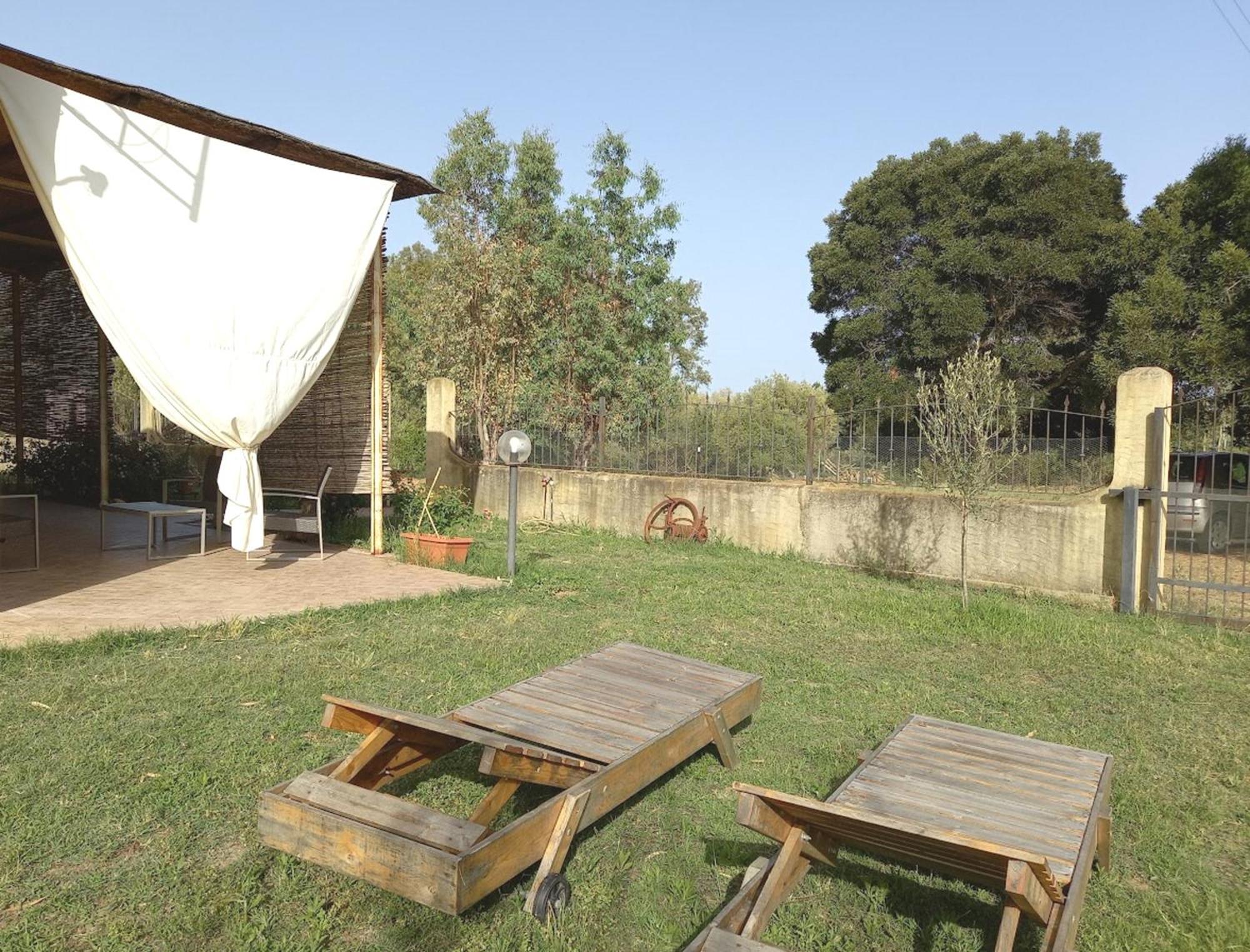 Basecamp Ogliastra - Flat Green サンタ・マリア・ナヴァーリス エクステリア 写真